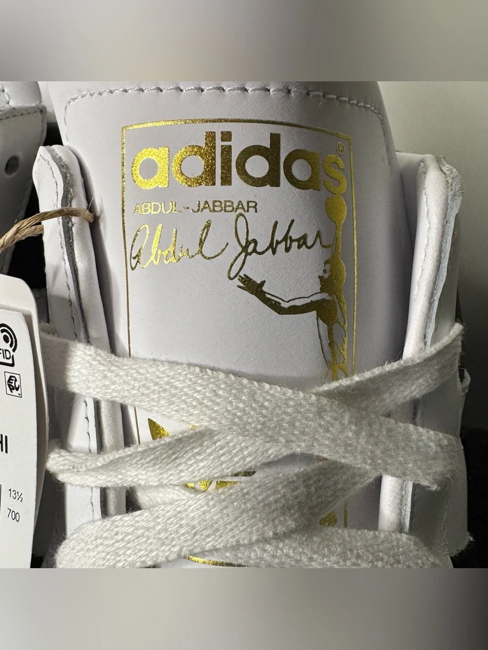 adidas jabbar hi